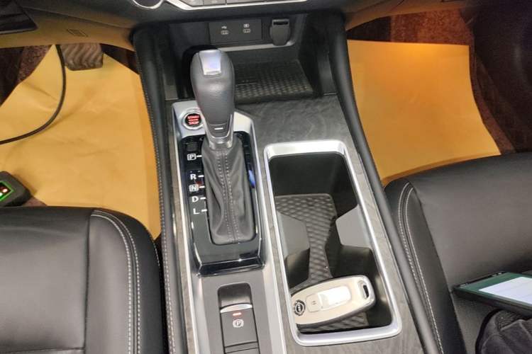 Used Nissan Teana 2022 2.0L XL-TLS Enjoyment Edition Gear Lever