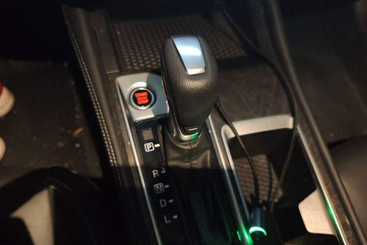 Used Nissan Teana 2022 2.0L XL-TLS Enjoyment Edition Gear Lever