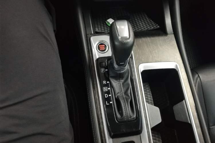 Used Nissan Teana 2022 2.0L XL-TLS Enjoyment Edition Gear Lever