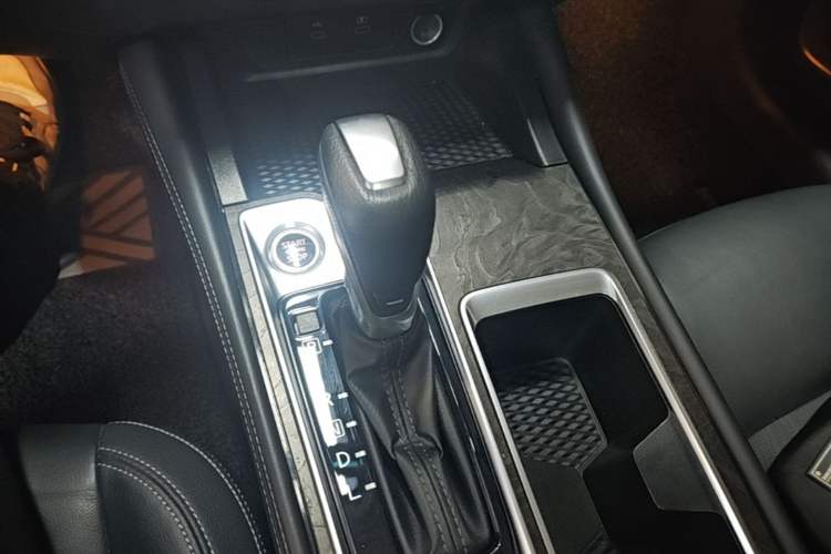 Used Nissan Teana 2022 2.0L XL-TLS Enjoyment Edition Gear Lever