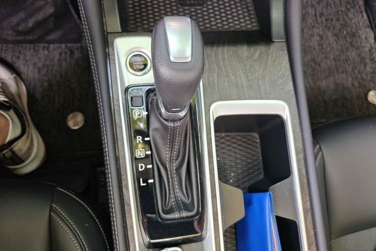 Used Nissan Teana 2022 2.0L XL-TLS Enjoyment Edition Gear Lever
