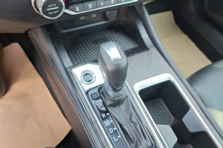 Used Nissan Teana 2022 2.0L XL-TLS Enjoyment Edition Gear Lever