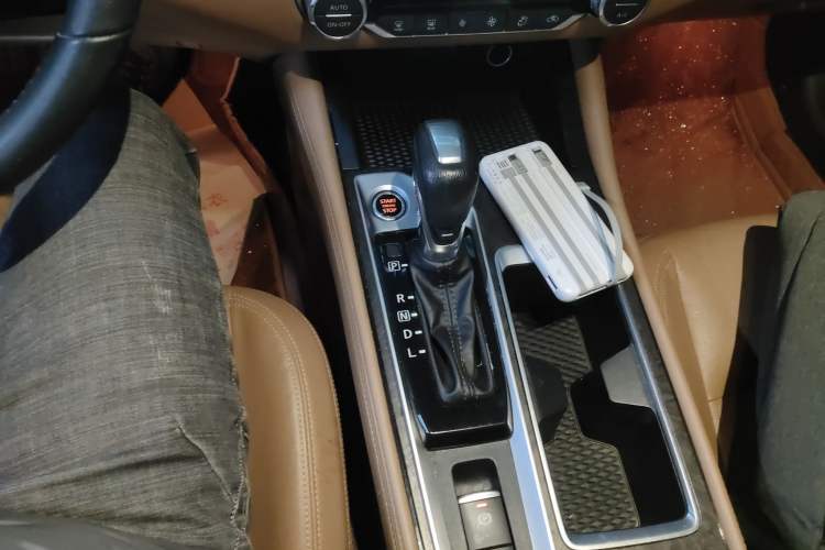 Used Nissan Teana 2022 2.0L XL-TLS Enjoyment Edition Gear Lever