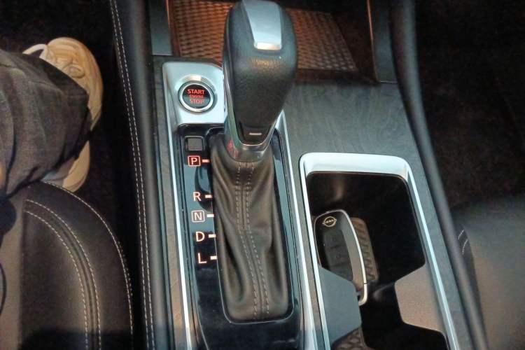 Used Nissan Teana 2022 2.0L XL-TLS Enjoyment Edition Gear Lever