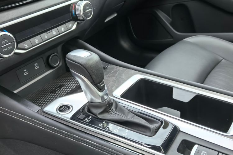 Used Nissan Teana 2022 2.0L XL-TLS Enjoyment Edition Gear Lever