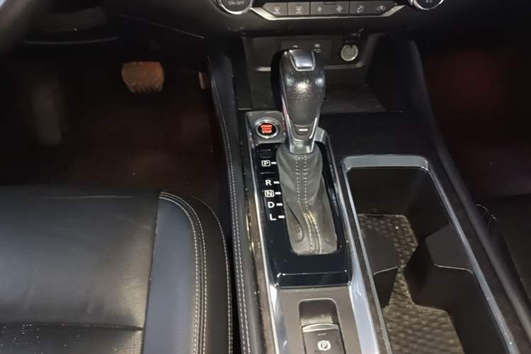 Used Nissan Teana 2022 2.0L XL-TLS Enjoyment Edition Gear Lever