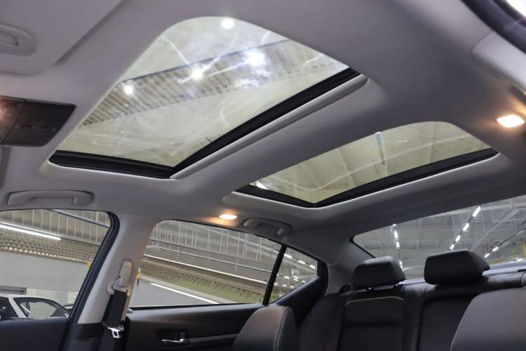 Used Nissan Teana 2022 2.0L XL-Upr Enjoyment Edition Headliner