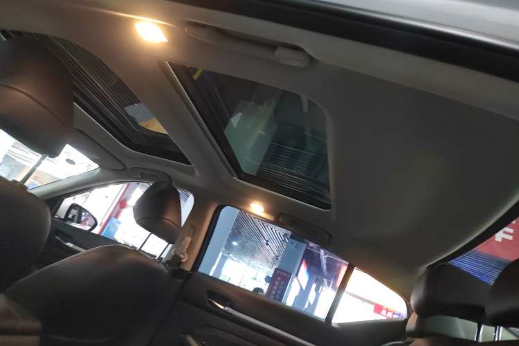 Used Nissan Teana 2022 2.0L XL-TLS Enjoyment Edition Headliner