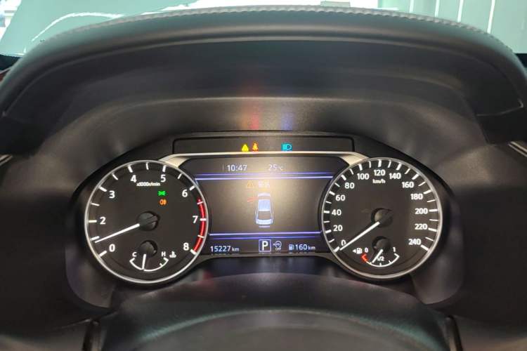 Used Nissan Teana 2022 2.0L XL-Upr Enjoyment Edition Instrument Cluster