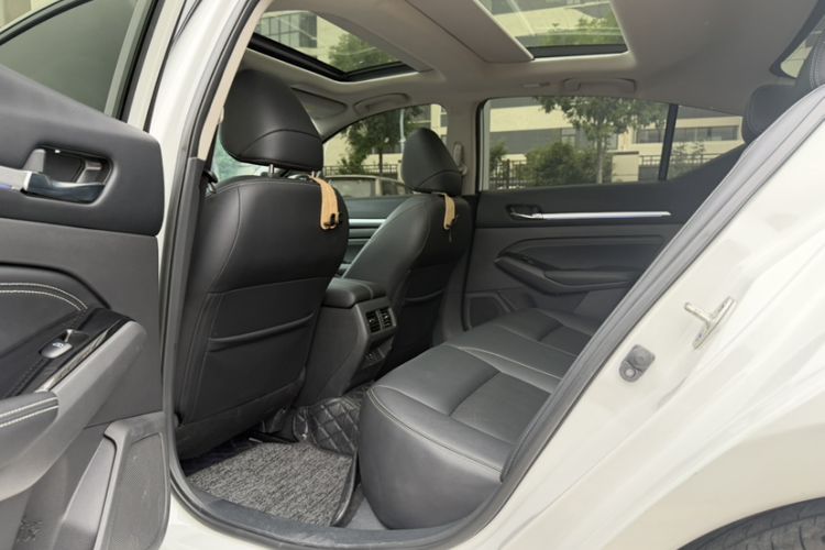 Used Nissan Teana 2022 2.0L XL-TLS Enjoyment Edition Interior 2