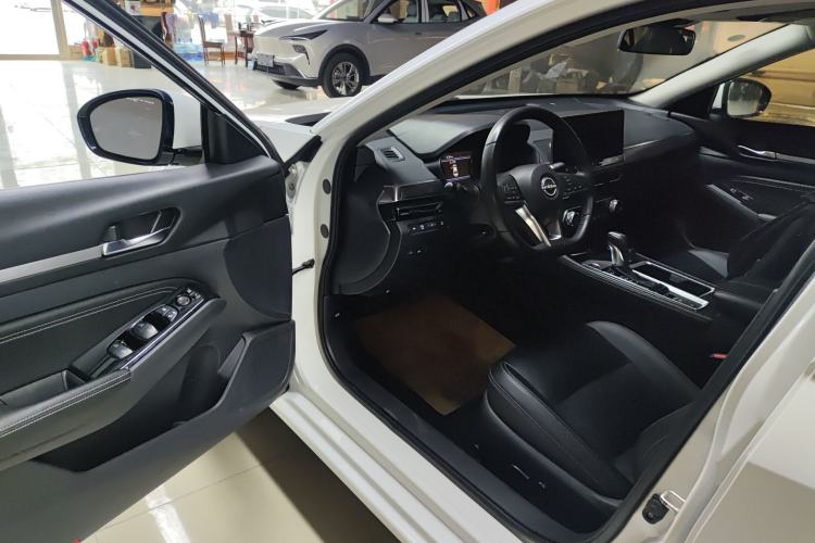 Used Nissan Teana 2022 2.0L XL-TLS Enjoyment Edition Interior 3