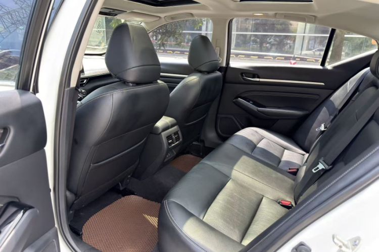 Used Nissan Teana 2022 2.0L XL-TLS Enjoyment Edition Interior 3