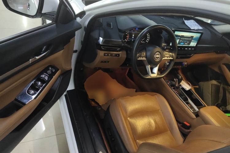 Used Nissan Teana 2022 2.0L XL-TLS Enjoyment Edition Interior 3