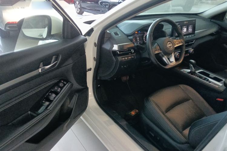 Used Nissan Teana 2022 2.0L XL-TLS Enjoyment Edition Interior 3