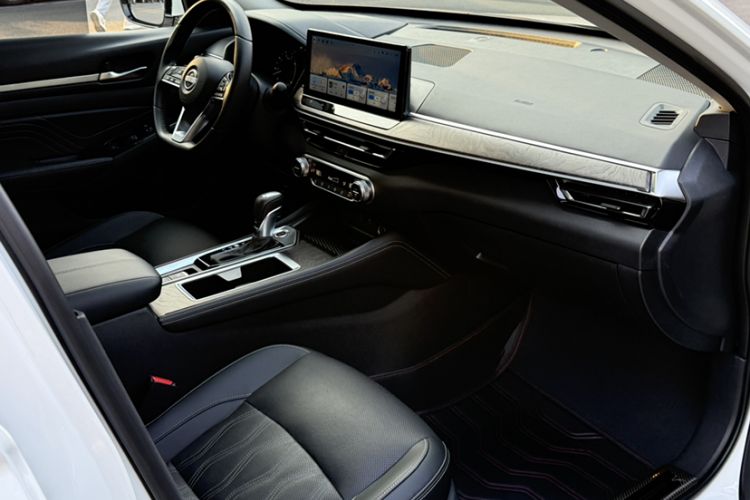 Used Nissan Teana 2022 2.0L XL-Upr Enjoyment Edition Interior 4