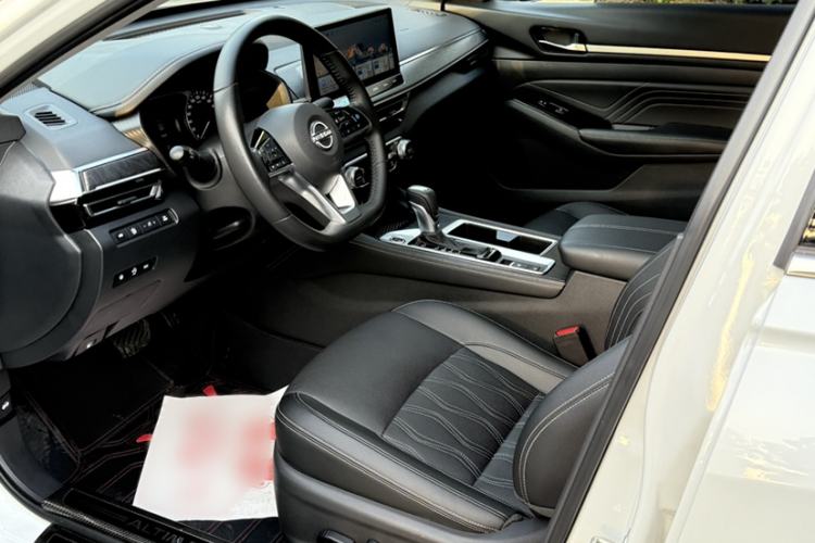 Used Nissan Teana 2022 2.0L XL-Upr Enjoyment Edition Interior 5
