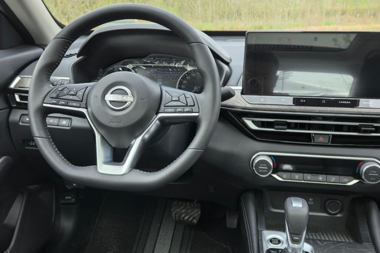 Used Nissan Teana 2022 2.0L XL-TLS Enjoyment Edition Interior 5