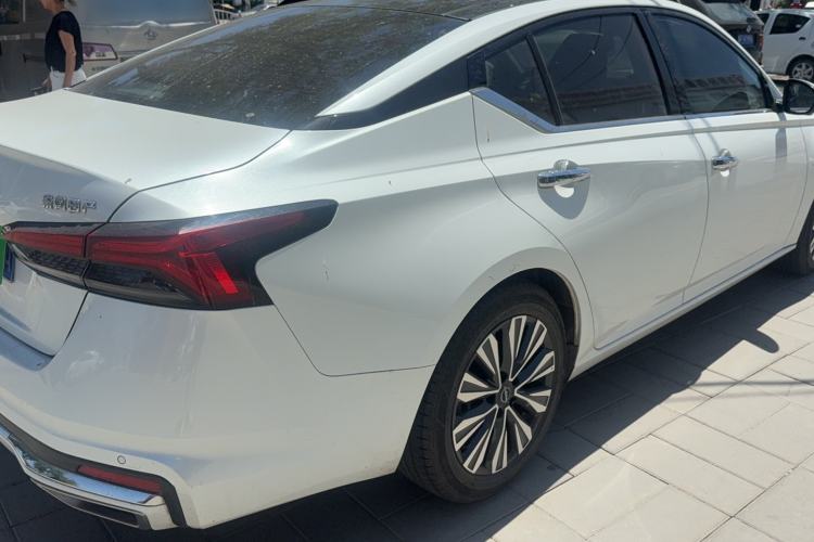 Used Nissan Teana 2022 2.0L XL-Upr Enjoyment Edition Interior 5