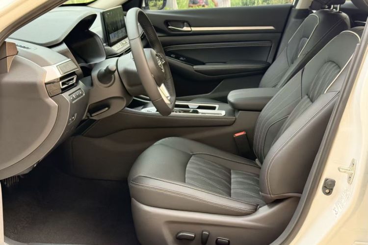 Used Nissan Teana 2022 2.0L XL-TLS Enjoyment Edition Interior 6