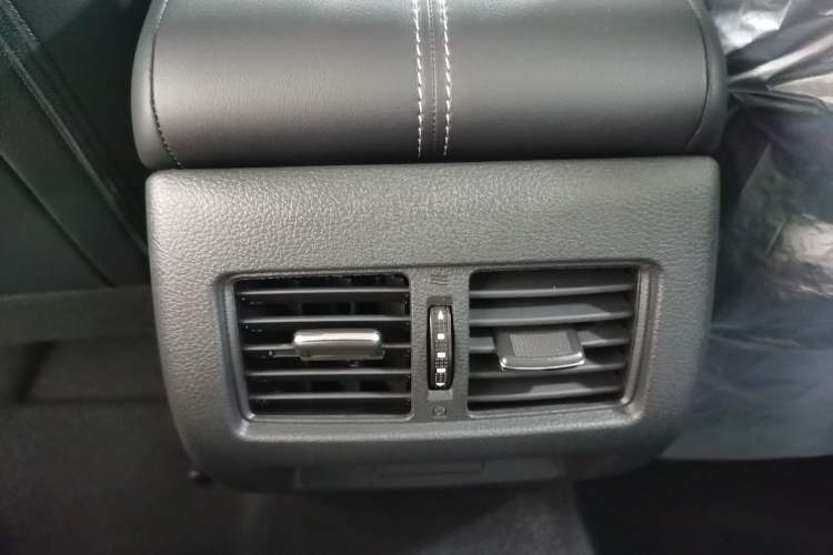 Used Nissan Teana 2022 2.0L XL-TLS Enjoyment Edition Interior 8