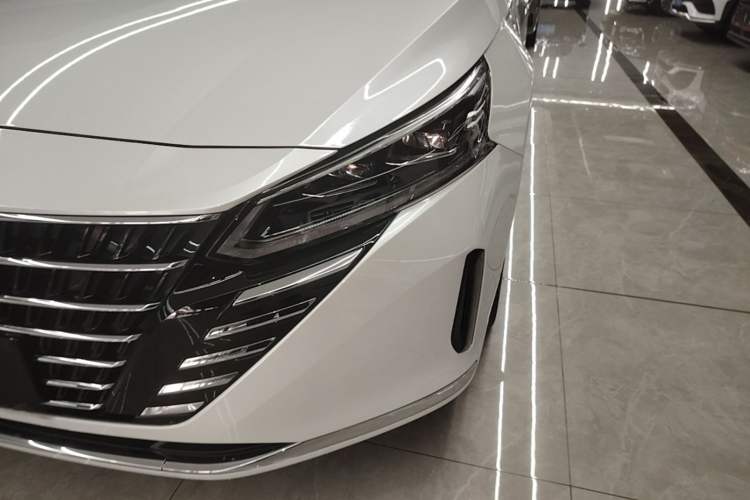 Used Nissan Teana 2022 2.0L XL-TLS Enjoyment Edition Left Front Headlight