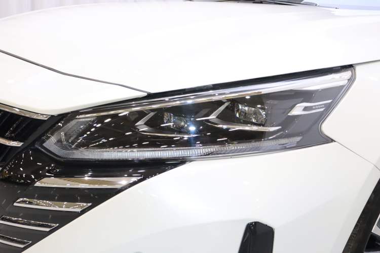 Used Nissan Teana 2022 2.0L XL-Upr Enjoyment Edition Left Front Headlight