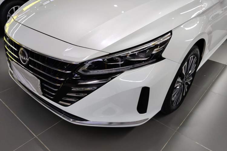 Used Nissan Teana 2022 2.0L XL-TLS Enjoyment Edition Left Front Headlight