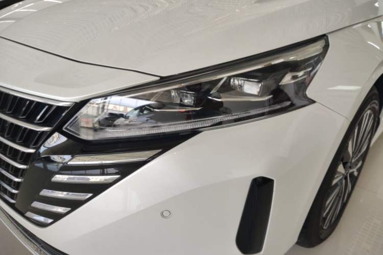 Used Nissan Teana 2022 2.0L XL-Upr Enjoyment Edition Left Front Headlight