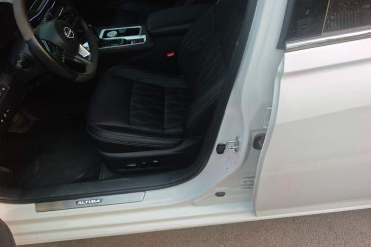 Used Nissan Teana 2022 2.0L XL-Upr Enjoyment Edition Left Front Seat
