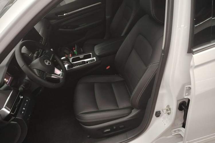 Used Nissan Teana 2022 2.0L XL-TLS Enjoyment Edition Left Front Seat