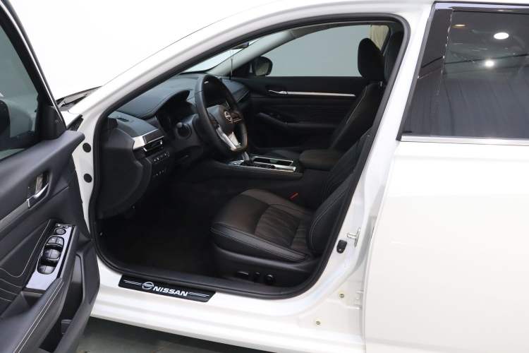 Used Nissan Teana 2022 2.0L XL-Upr Enjoyment Edition Left Front Seat