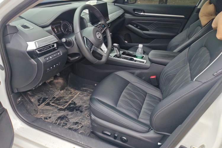 Used Nissan Teana 2022 2.0T XL Enjoyment Edition Left Front Seat