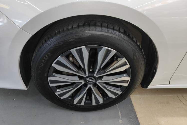Used Nissan Teana 2022 2.0L XL-Upr Enjoyment Edition Left Front Wheel Hub