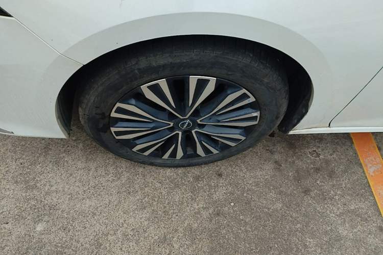 Used Nissan Teana 2022 2.0L XL-TLS Enjoyment Edition Left Front Wheel Hub