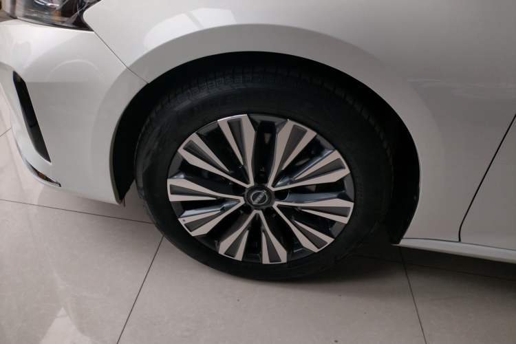 Used Nissan Teana 2022 2.0L XL-Upr Enjoyment Edition Left Front Wheel Hub