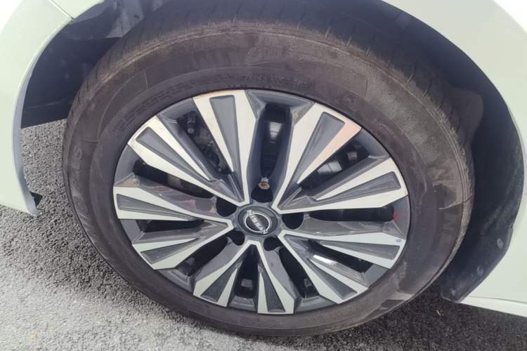 Used Nissan Teana 2022 2.0L XL-TLS Enjoyment Edition Left Front Wheel Hub