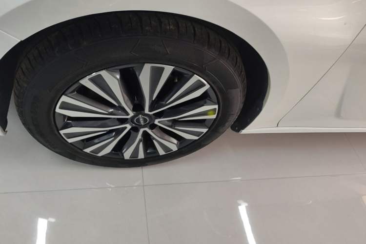 Used Nissan Teana 2022 2.0L XL-TLS Enjoyment Edition Left Front Wheel Hub