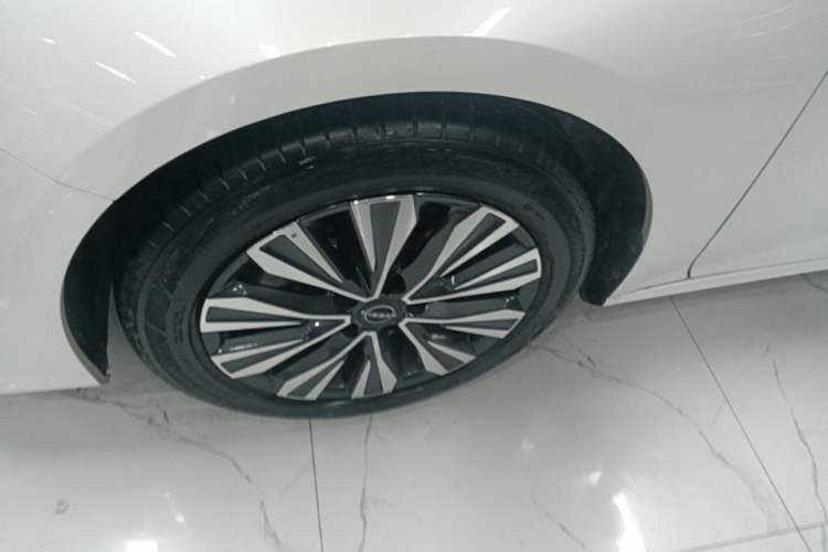 Used Nissan Teana 2022 2.0L XL-TLS Enjoyment Edition Left Front Wheel Hub
