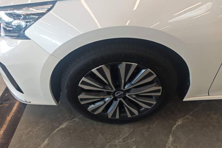 Used Nissan Teana 2022 2.0L XL-TLS Enjoyment Edition Left Front Wheel Hub