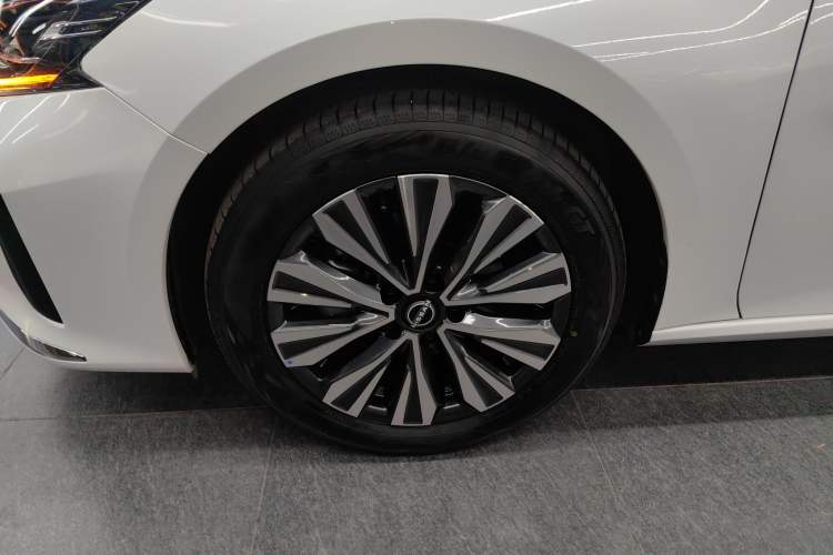 Used Nissan Teana 2022 2.0L XL-TLS Enjoyment Edition Left Front Wheel Hub