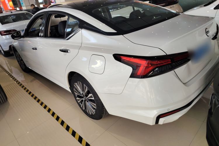 Used Nissan Teana 2022 2.0L XL-TLS Enjoyment Edition Left Side