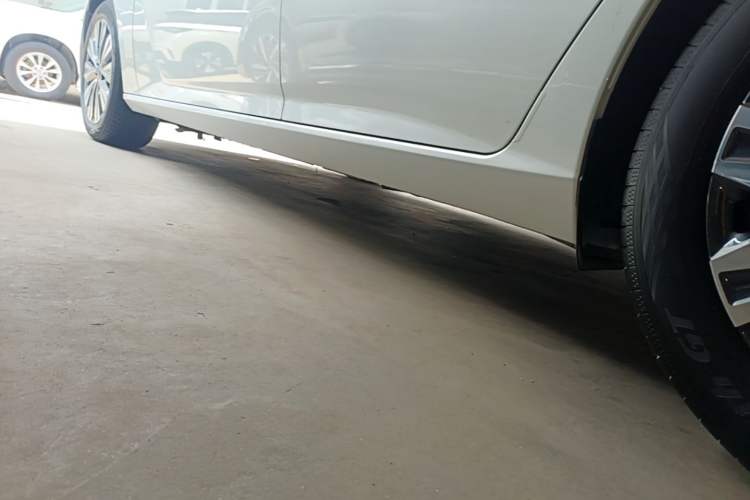 Used Nissan Teana 2022 2.0L XL-TLS Enjoyment Edition Left Side Sill
