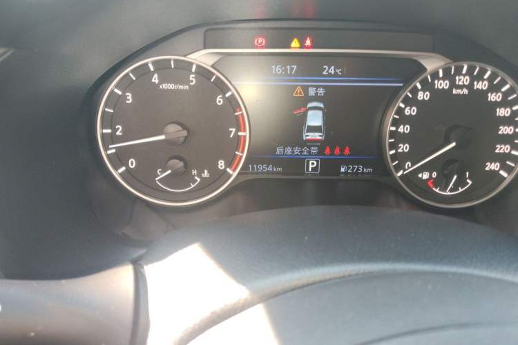 Used Nissan Teana 2022 2.0L XL-Upr Enjoyment Edition Odometer Close Up