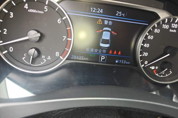 Used Nissan Teana 2022 2.0L XL-TLS Enjoyment Edition Odometer Close Up