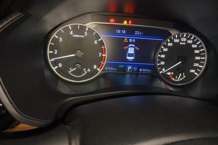 Used Nissan Teana 2022 2.0L XL-Upr Enjoyment Edition Odometer Close Up