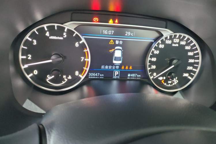 Used Nissan Teana 2022 2.0L XL-TLS Enjoyment Edition Odometer Close Up