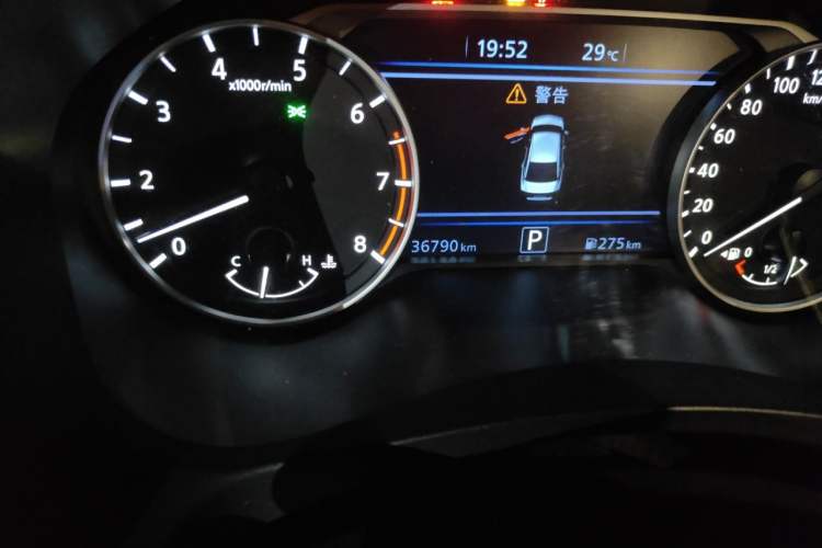 Used Nissan Teana 2022 2.0L XL-TLS Enjoyment Edition Odometer Close Up