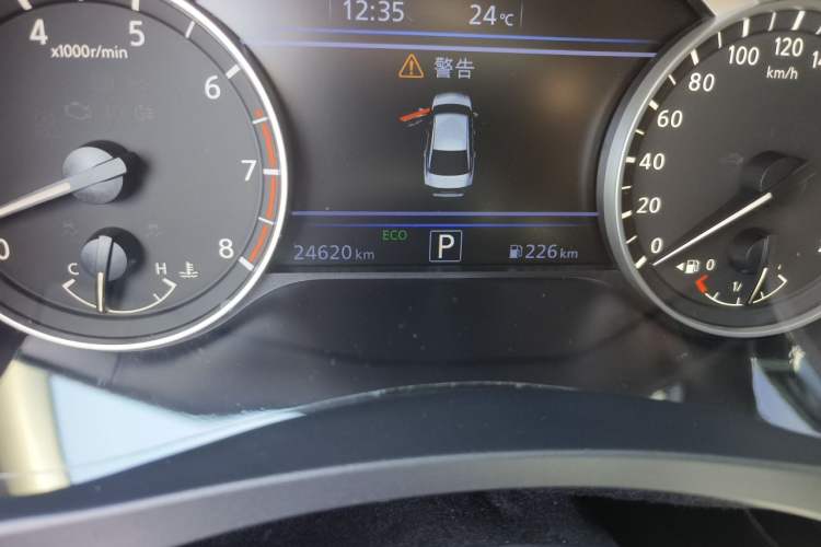Used Nissan Teana 2022 2.0L XL-Upr Enjoyment Edition Odometer Close Up