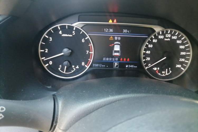 Used Nissan Teana 2022 2.0L XL-TLS Enjoyment Edition Odometer Close Up
