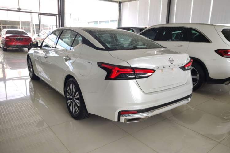 Used Nissan Teana 2022 2.0L XL-Upr Enjoyment Edition Rear Left 45 Deg